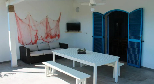 Коттедж с 3 комнатами Villa Perla di Mare