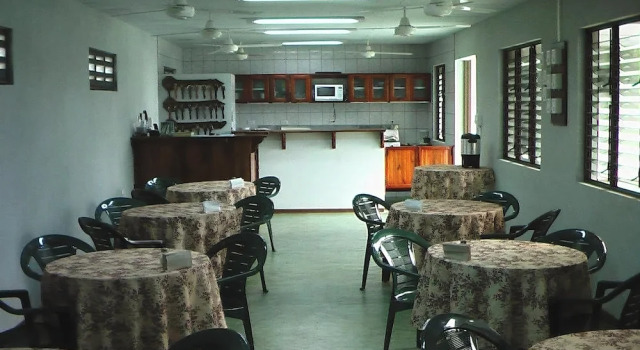 Cabinas Dormi Bene, Rezervovat Hotel Miramar Puntarenas