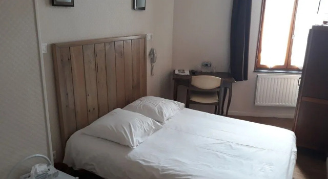 Hotel du commerce, Забронировать Отель Рокруа (кантон) 