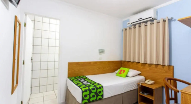 Одноместный номер Standard VOA Convenience Hotel