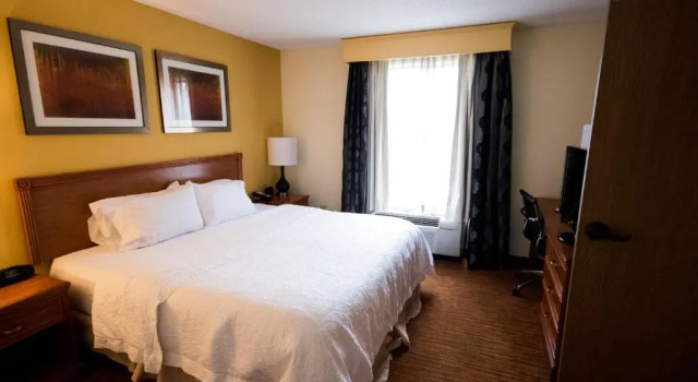 Люкс Hampton Inn & Suites St. Louis-Chesterfield