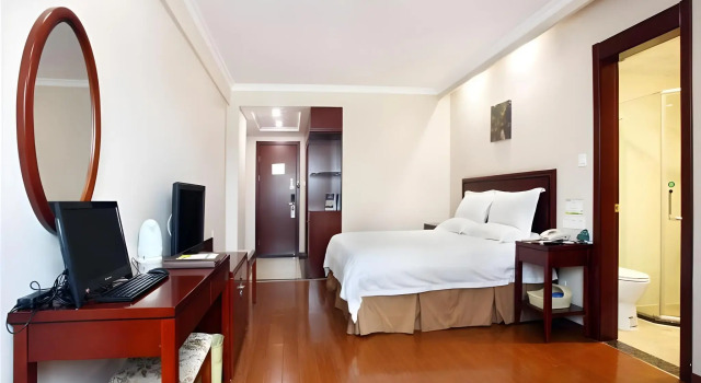Greentree Inn Huangshan Railway Station Tiandu Avenue Business Hotel