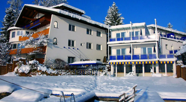Barry Memle Lake Side Resort