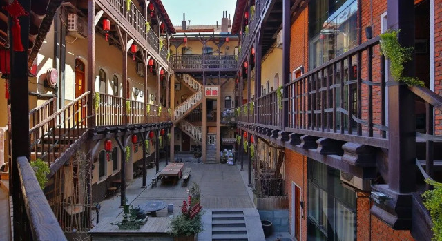 1903 Yard Inn