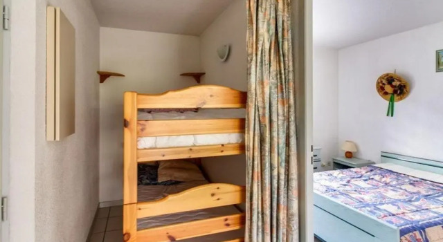 Appartement Esquièze-Sère, 2 pièces, 6 personnes - FR-1-402-28, Rezerwuj Apartament Esquieze-Sere Langwedocja-Roussillon