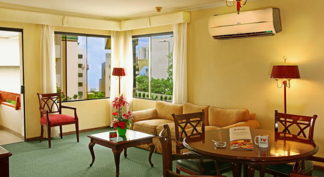 Yotau All Suites Hotel, Забронировать Отель СПА-отели Санта-Крус-де-ла-Сьерры, рядом с Arenal Park, SPA-услуги