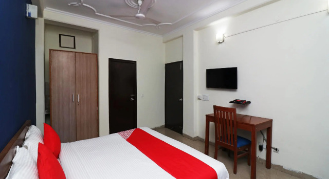Hotel O Grand Casa, Забронировать Отель Гургаон 