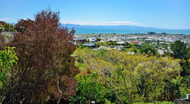 Aporo Nelson Holiday Home