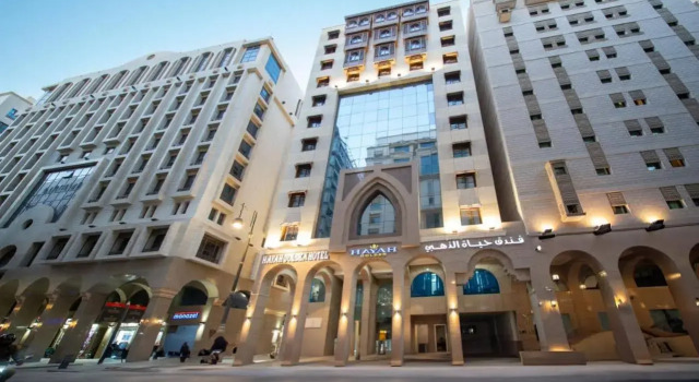 Hayah Golden Hotel, Забронировать Отель Отели Медины с бассейном, рядом с Ворота короля Фадха в мечети Масджид ан-Набави, Бассейн