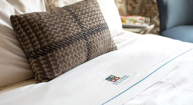 Двухместный номер Standard с балконом Lodge of Four Seasons Golf Resort, Marina & Spa