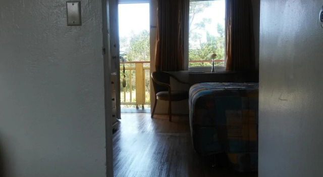 Beachcomber Inn, Prenota Hotel Del Monte Forest Stati Uniti