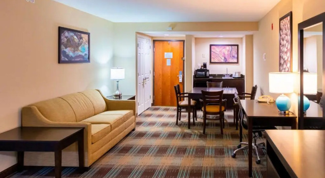 Люкс Spark by Hilton Port Wentworth Savannah