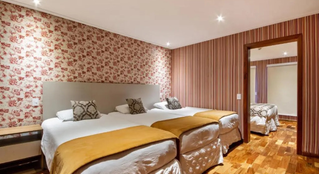 Семейный номер Standard с видом на горы Chris Wellness Resort Hotel