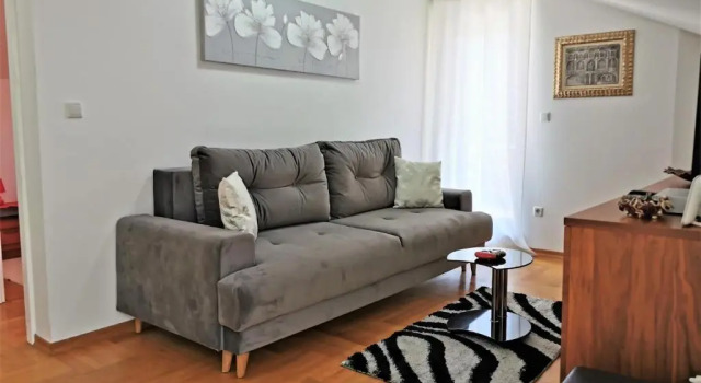 Apartments Mara Cres