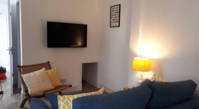 The Cabin at No 45, Book Hotel Hoteller i Grampian med parkering, Parkering