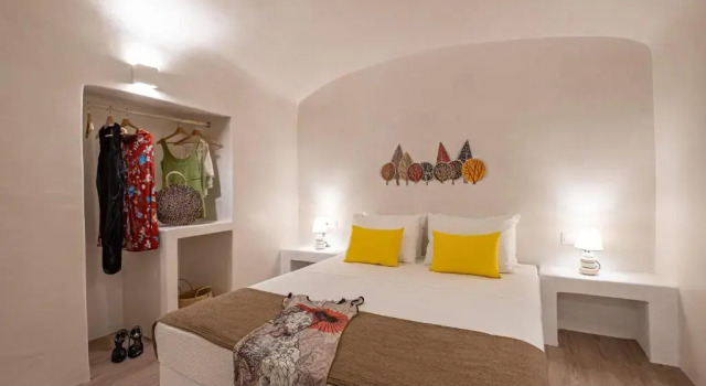 Вилла с 2 комнатами White Orchid Cave House & Studio