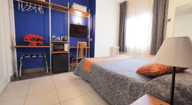 Двухместный номер Economy Hotel Montserrat