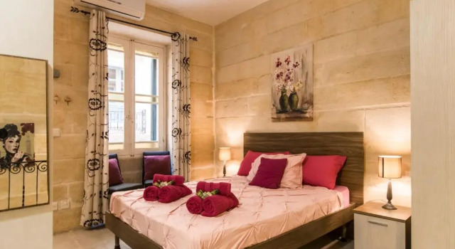 GB Suites - Triplex Apartment
