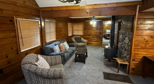 Crest Lodge Historic Mountain Inn, Reservar Mini-hotel Crestline San Bernardino Mountains