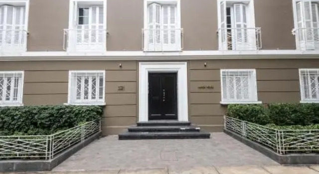 Manor House Lima, Забронировать Отель Отели в центре Мирафлореса, в центре