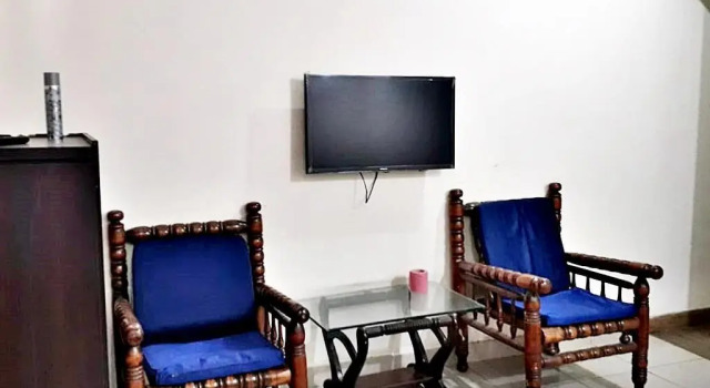 Fortville Hotel