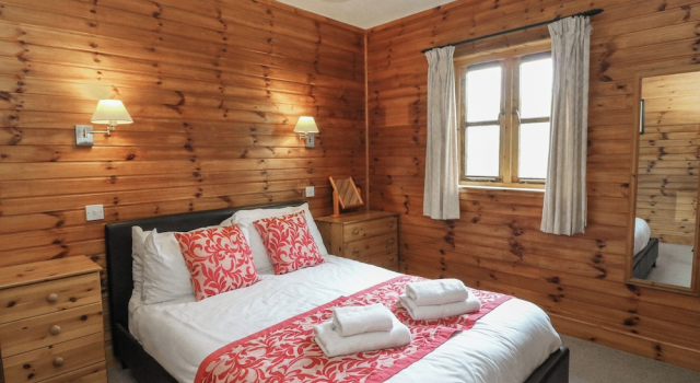 Creag Mhor Lodge, Забронировать Дом для отпуска Коттеджи Road to the Isles, Коттедж