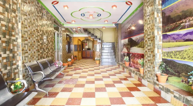 Hotel Grand Inn by OYO Rooms