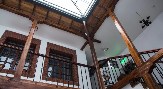 Hotel Casa Ecuatreasures Centro Historico, Book Hotel Hotels in Sierra with Breakfast, Breakfasts