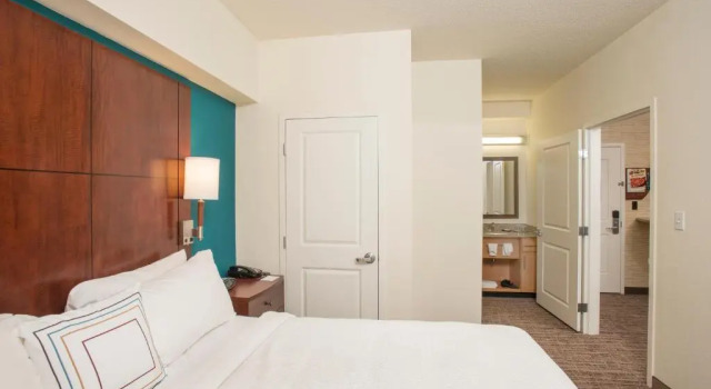 Четырёхместный люкс Marriott Cincinnati North
