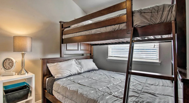 Mtn View Townhome w/ Amenities, 17 Mi to Snowbird!, Забронировать Апартаменты/квартира Апартаменты Саут-Джордан, Апартаменты/квартира
