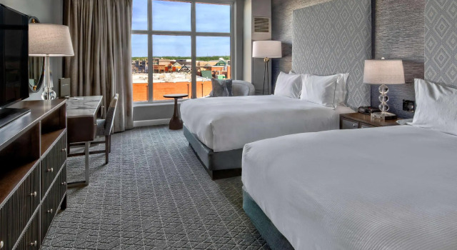 Четырёхместный номер Executive Hilton Nashville Green Hills