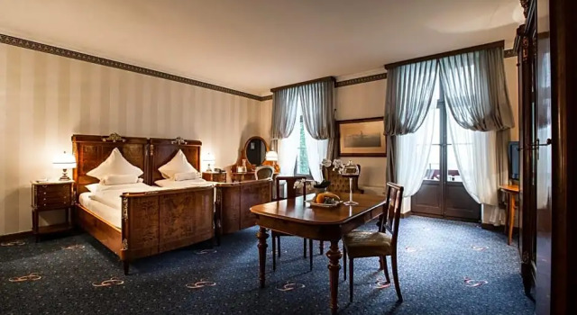 Номер Deluxe с видом на озеро Grandhotel Giessbach