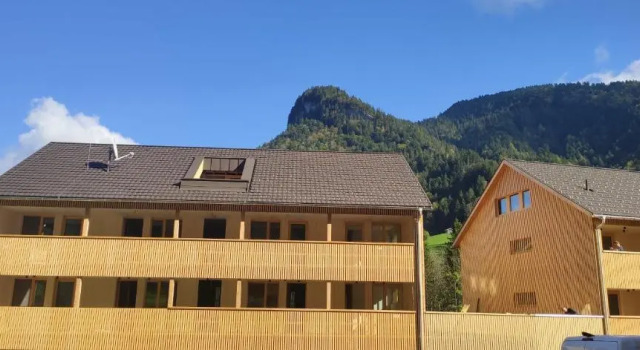 Neues Wood Design Apartment im Herzen des Bregenzerwalds, Rezerwuj Apartament Hotele w Bregenzerwald z parkingiem, Parking