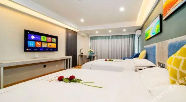 Kunming Gaoshanliushui Hotel, Rezerwuj Hotel Hotele w Kunming z parkingiem, Parking
