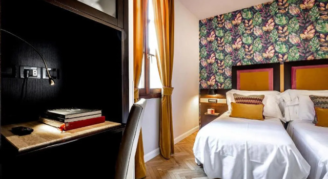 Двухместный номер Standard с видом на внутренний двор Hotel Duomo Firenze
