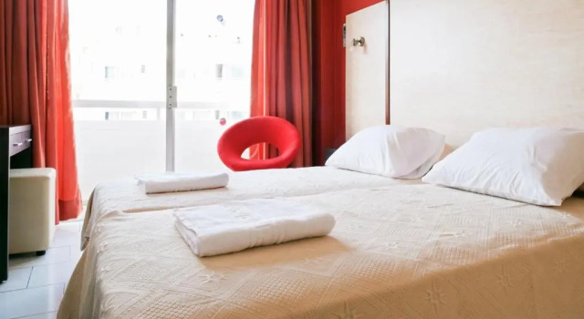 Номер Standard Helena Hotel