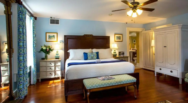 Двухместный номер Deluxe The Gastonian, Historic Inns of Savannah Collection
