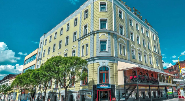 Best Western Plus Palace Hotel Polom, Rezervovat Hotel Hotely v Žilinský kraj s parkováním, Parkování