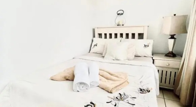 Lovely 2 bedroom duplex apartment (self-catering), Boek Appartement Johannesburg Gauteng
