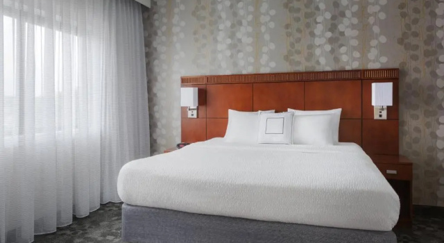 Двухместный люкс c 1 комнатой Courtyard Philadelphia Willow Grove