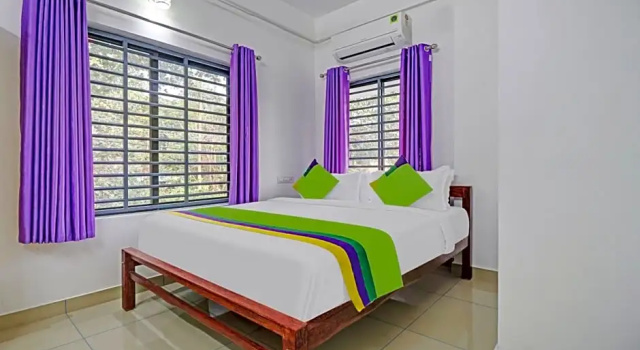 Двухместный номер Standard Nirupama,Hotel Aluva 700 Mtr From Aluva Railway Station