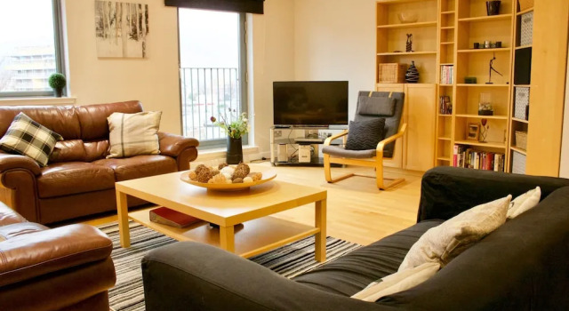3 Bedroom Duplex Apartment In Edinburgh