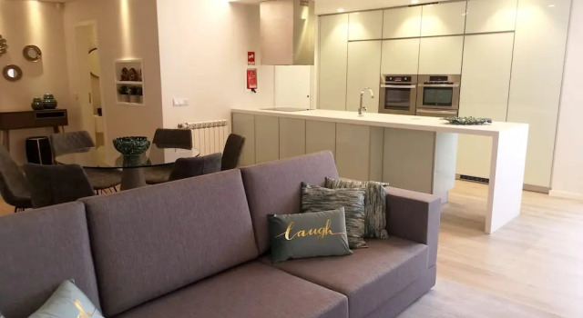 Apartment with 3 Bedrooms in Vila Do Conde, with Terrace And Wifi - 500 M From the Beach, Varaa Huoneisto Hotellit Porto pysäköinnillä, Pysäköinti