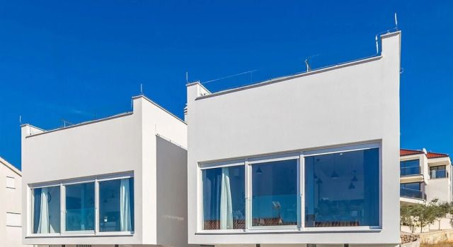 Amazing Home in Njivice With Outdoor Swimming Pool, Wifi and Outdoor Swimming Pool, Varaa Hotelli Hotellit Kvarner Islands uima-altaalla, Uima-allas