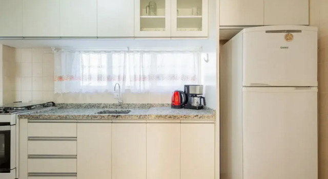 Апартаменты Beautiful Apartment 130m From the Beach Edn1001