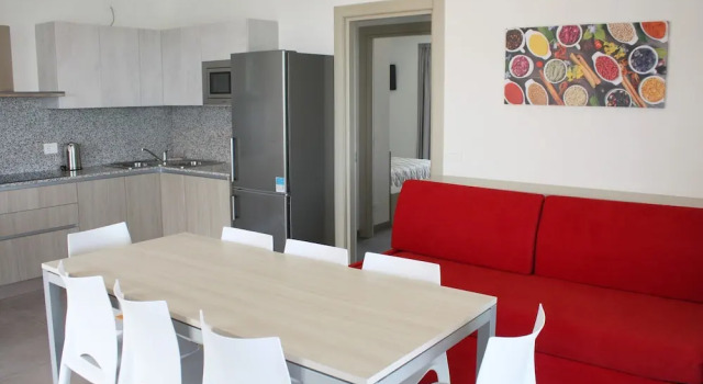 Modern Flat With Balcony, Book Lejlighed Hoteller i Friuli Venezia Giulia med parkering, Parkering