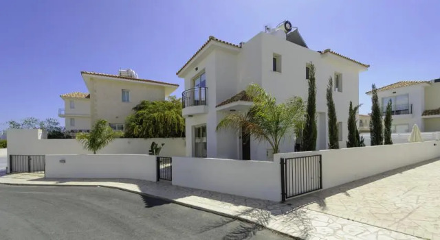 Pernera Palm 50, Varaa Hotelli Protarás Famagusta