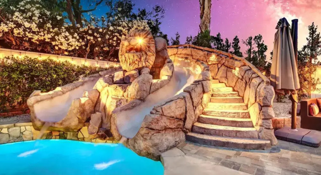 Коттедж Wonderscape Lionslide Freespa Gamerm Luxury Tsla