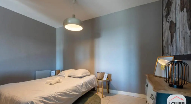Le Bistrot 11 cosy et chaleureux gare d'Ambroise, Rezerwuj Apartament  