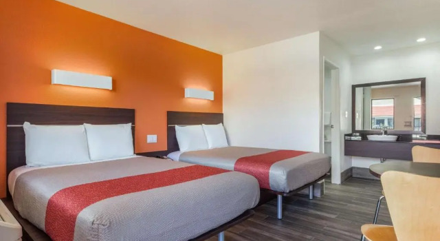 Четырёхместный номер Standard Motel 6-Fremont, CA - South